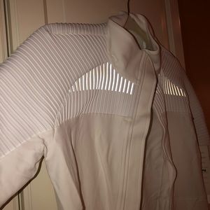 Lululemon Chill Going Strong Jacket